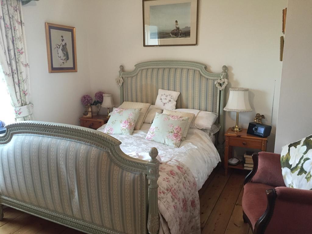 Melorne Farm Bed & Breakfast Camelford Oda fotoğraf