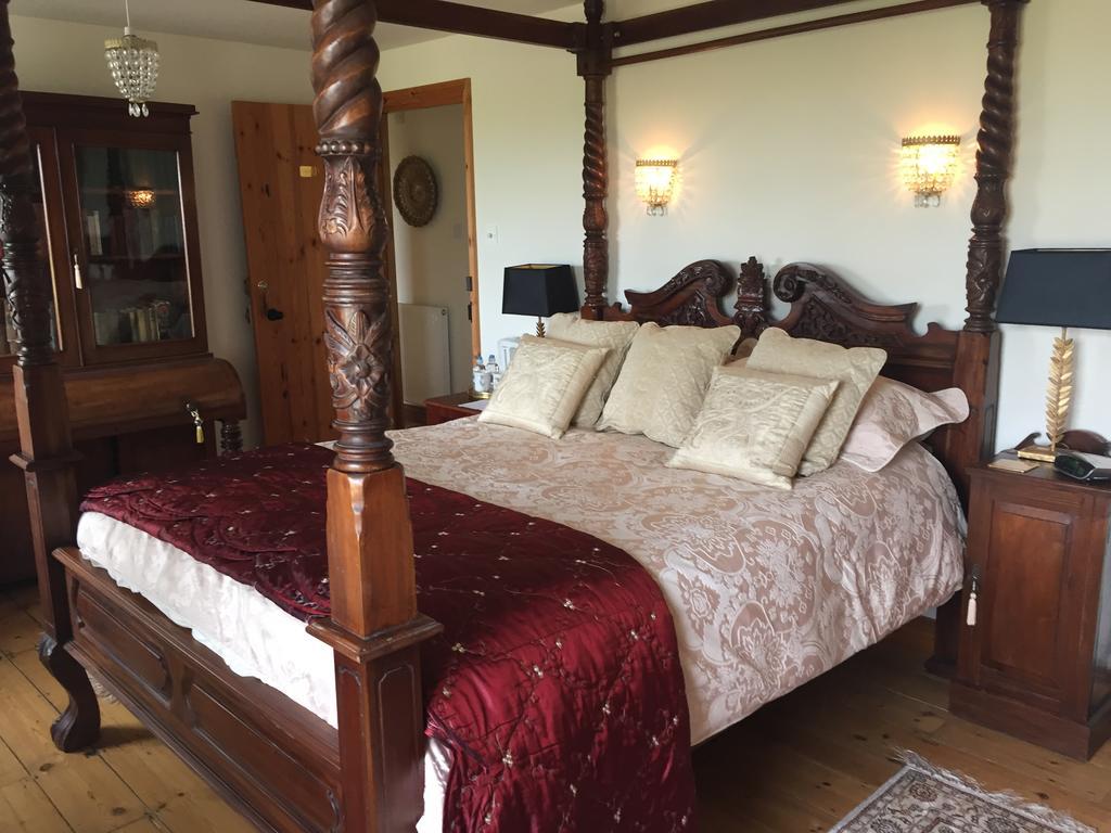 Melorne Farm Bed & Breakfast Camelford Oda fotoğraf
