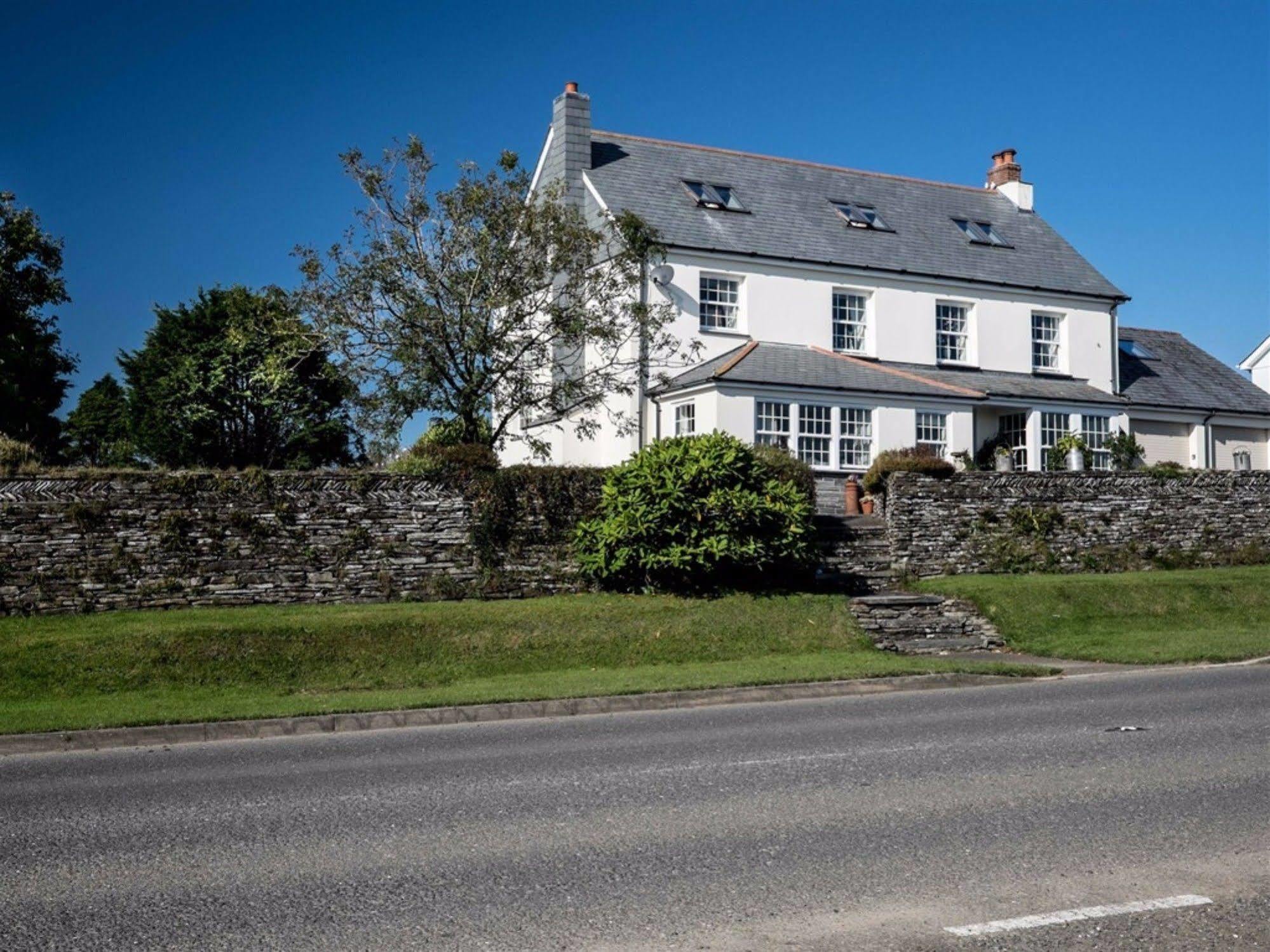 Melorne Farm Bed & Breakfast Camelford Dış mekan fotoğraf